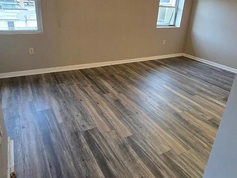 4303 Main St #3 — Photo 5