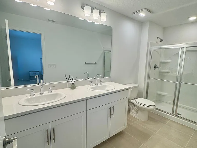 5711 Archipelago St — Photo 9