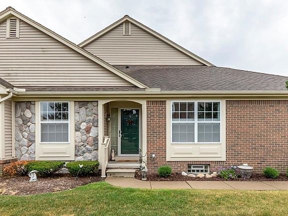 3rd image of 1723 Thistle Dr