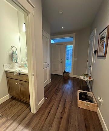 3rd image of 6601 NE 71st Ave