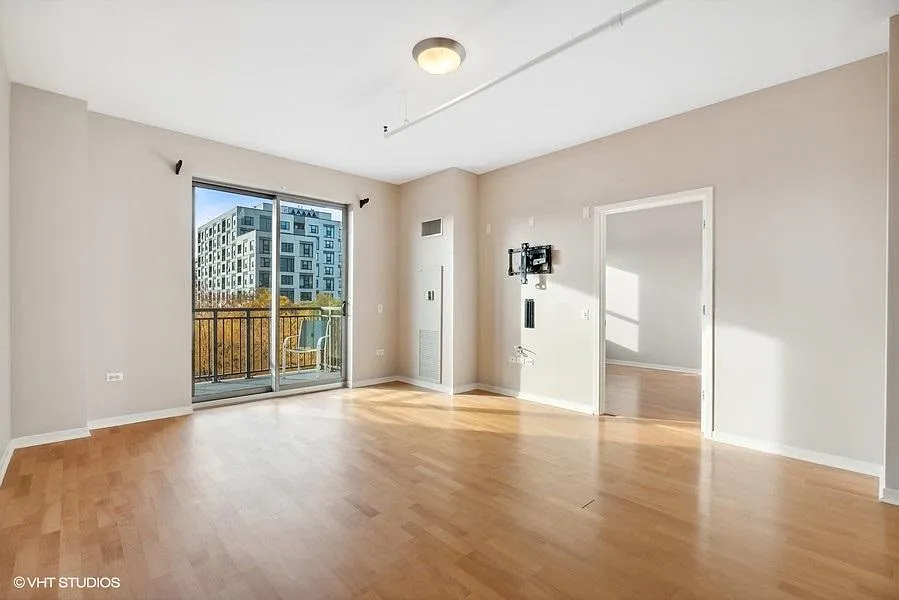 1 bed, 714 sqft, $2,000 — Photo 1