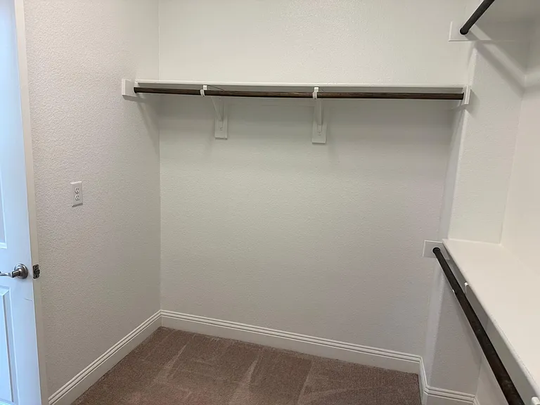 8533 Pine Valley Dr — Photo 40