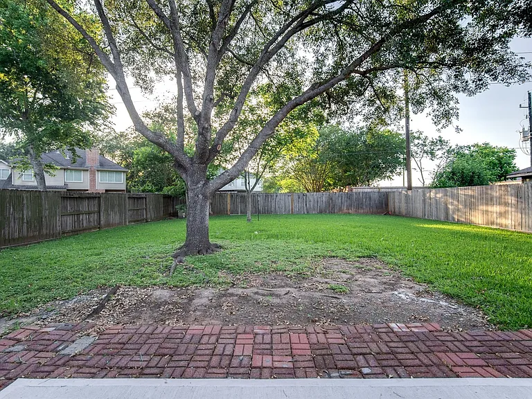 2710 Double Lake Dr — Photo 43