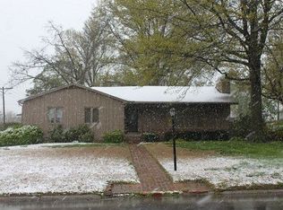 1401 N 2nd St, Atchison, KS 66002