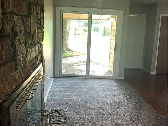 4th image of 13819 Turnberry Ln #121