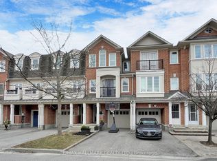 33 Ferguson St, Toronto, ON M1L0C9