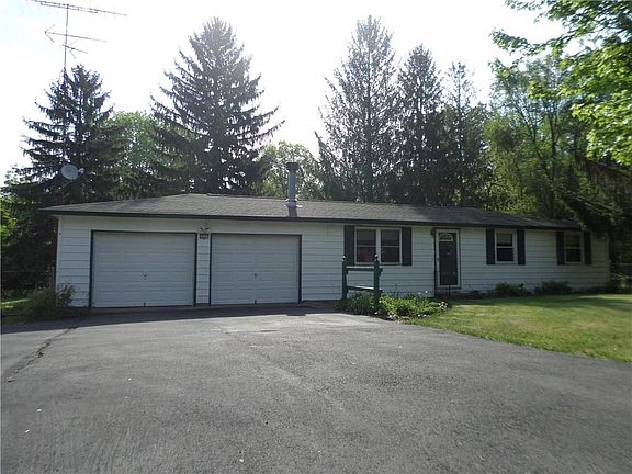 2nd image of 3657 North Dr