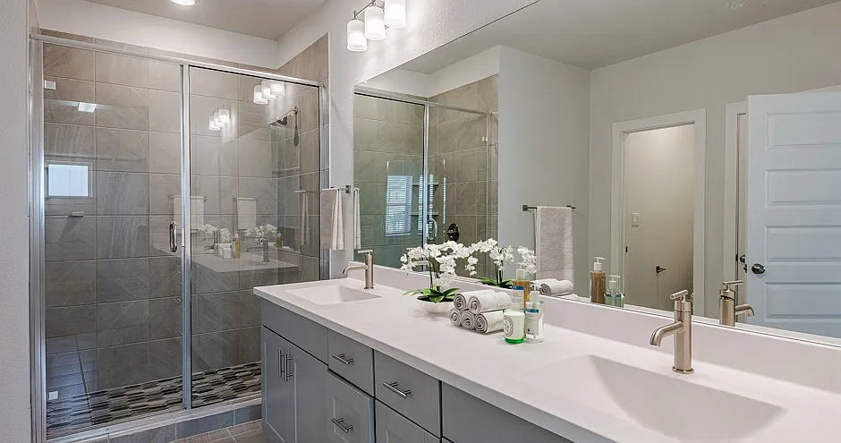 Echelon At Reverchon Bluffs Rental Homes — Photo 4