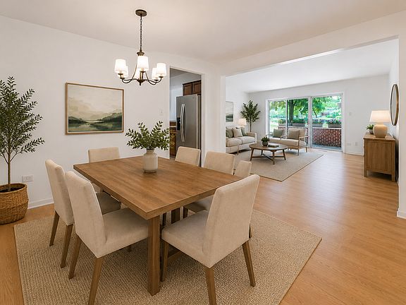 5th image of 1025 S Fernandez Ave APT 1S