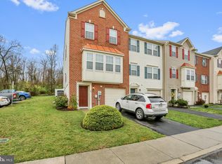 67 Tidewater Ter, Falling Waters, WV 25419