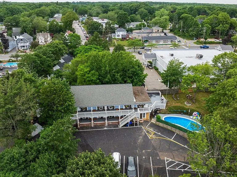6 Sunset Dr #11 — Photo 34