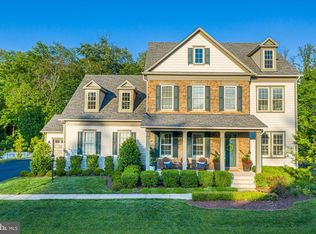 41223 Chatham Green Cir, Aldie, VA 20105