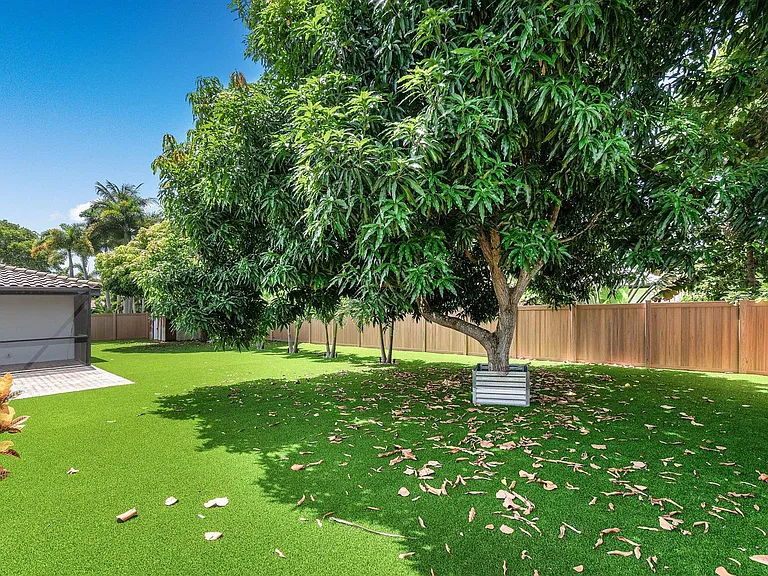 820 SW 16th St — Photo 44