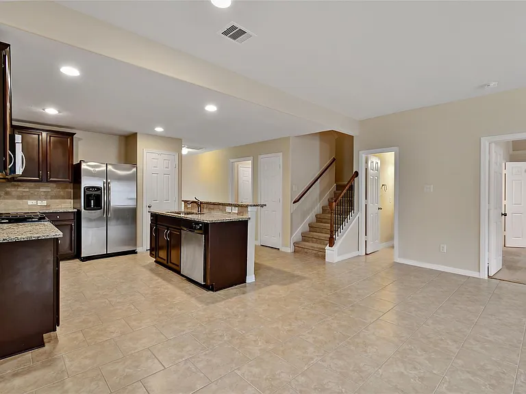 3308 Southern Grove Ln — Photo 13
