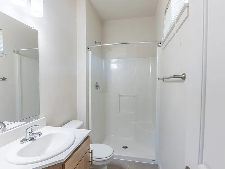 Silverplace Apartment Homes — Photo 12