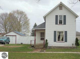 311 W Hall St, Shepherd, MI 48883