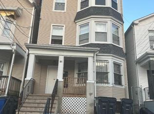 81 2nd St, Newark, NJ 07107