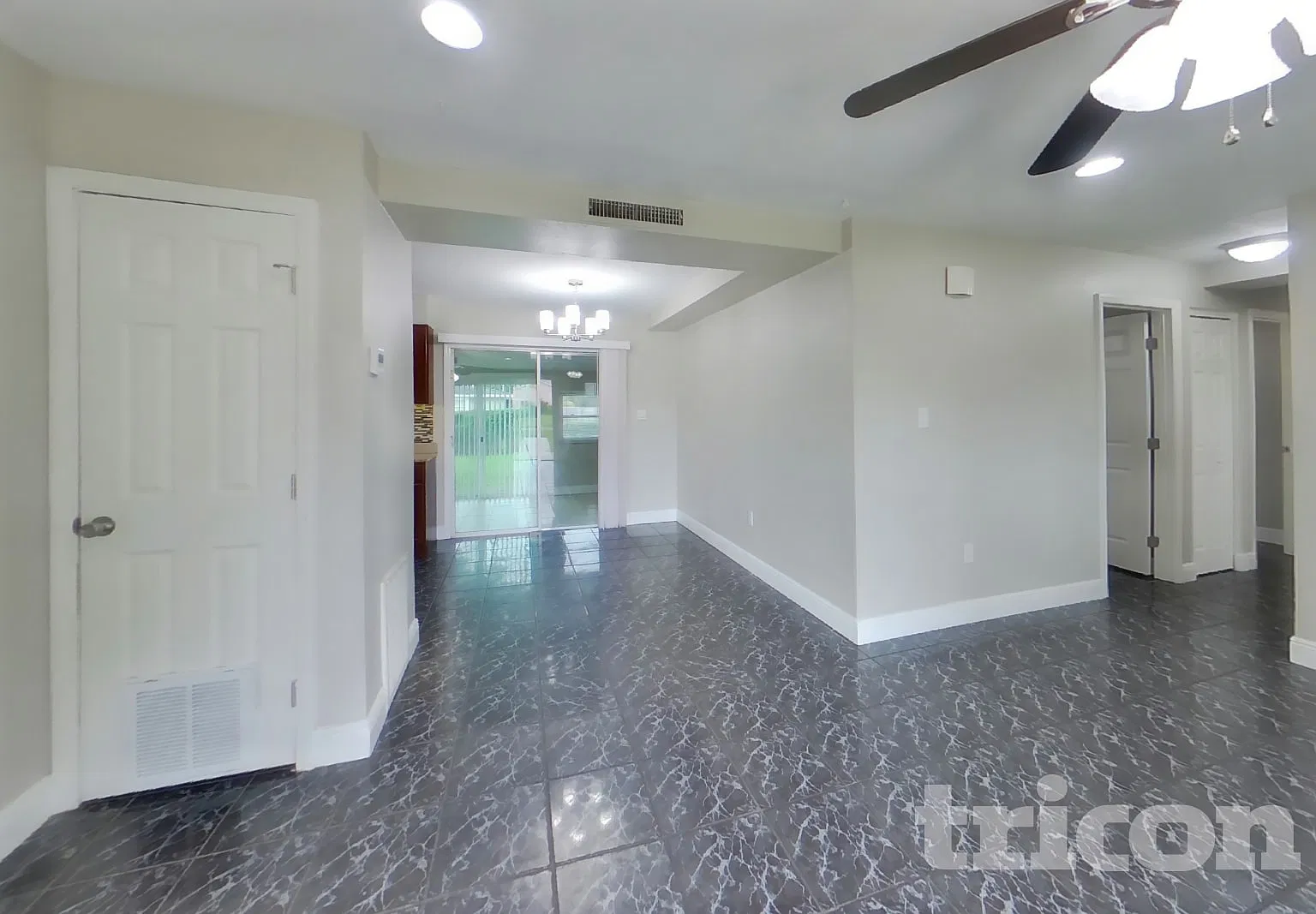 8104 Plunkett Ave Orlando FL — Photo 2