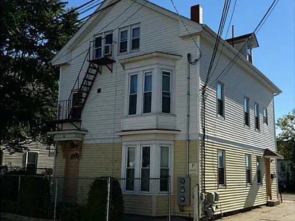 31 Grape St, Providence, RI 02904