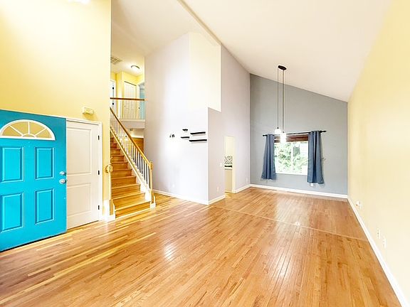 5th image of 2971 Sprague St