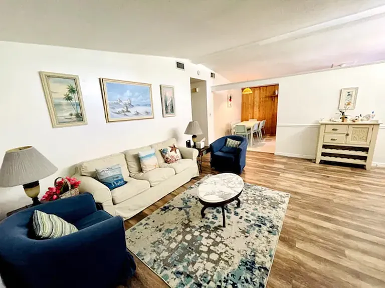 4649 Maceachen Blvd — Photo 3