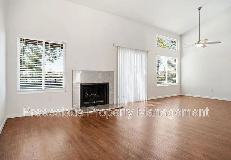 1535 Apache Dr #D — Photo 5