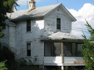 N7136 Rock Lake Rd, Lake Mills, WI 53551