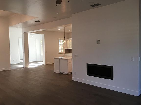 4th image of 233 Palisades Sierra Oaks Ln