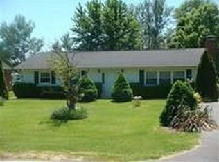 3995 Navajo Trl, Jamestown, OH 45335