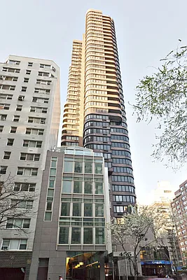 Sold by Avenue Real Estate | media 15