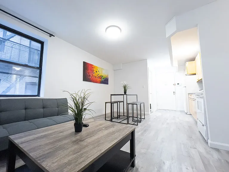 614 10th Ave #5E — Photo 14