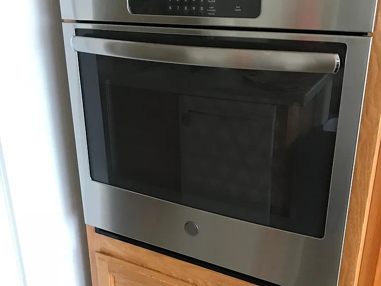 GE stainless steel oven installed on June 2018