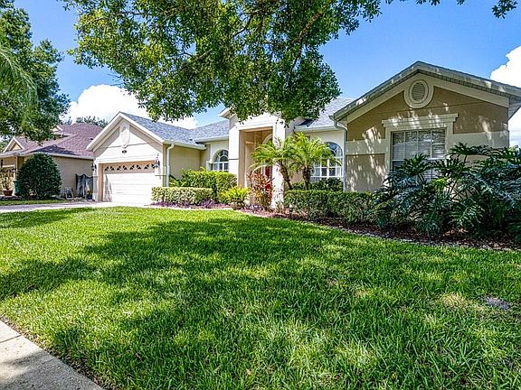 2nd image of 934 Arbormoor Pl