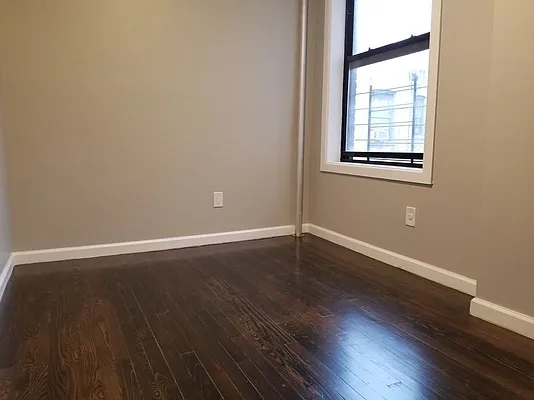 Rented by Bruma Realty LLC | media 6