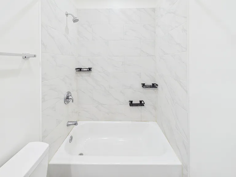 6233 S Langley Ave #3S — Photo 16