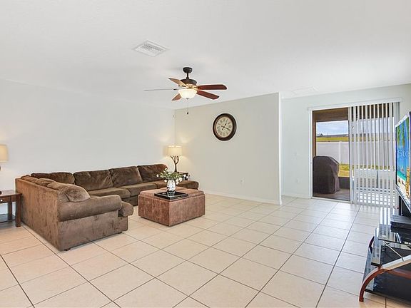 4th image of 461 Savannah Preserve Loop