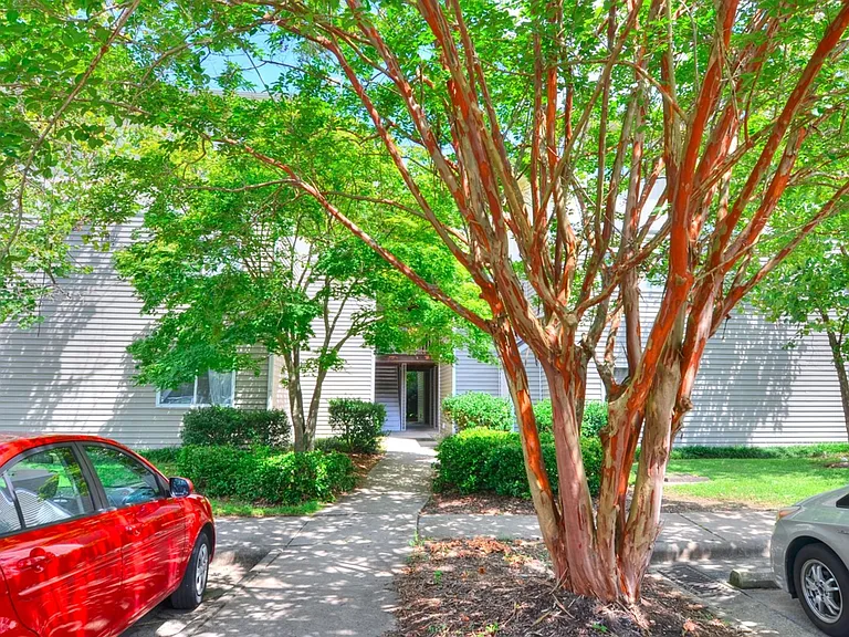 303 Smith Level Rd #F34 — Photo 15