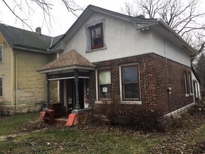 508 E Main St, Waukesha, WI, 53186