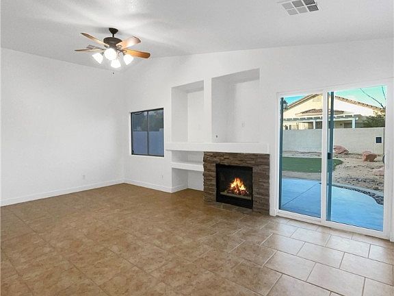 3rd image of 5020 Sparkling Sky Ave