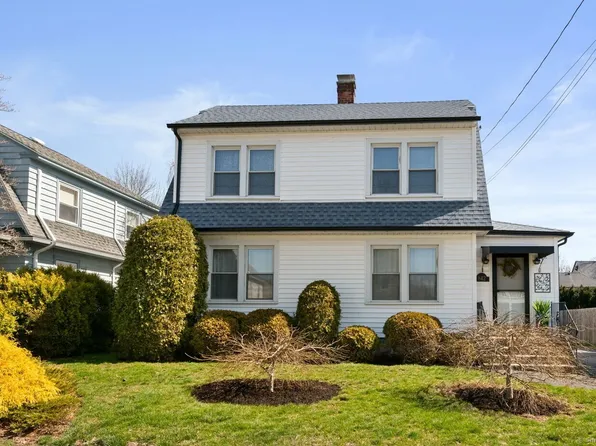 842 Montauk Avenue, New London, CT 06320