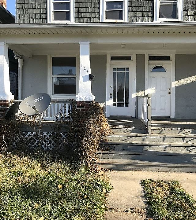 1st image of 124 W Howard St