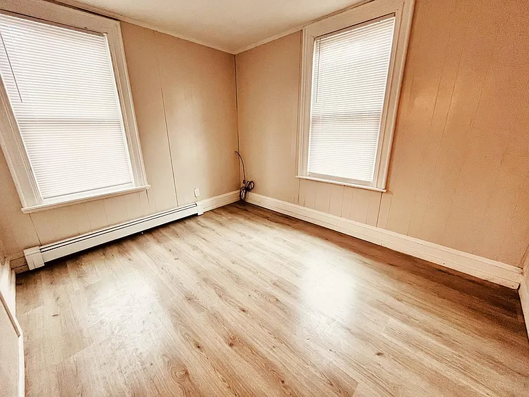34 Union St #1 — Photo 9