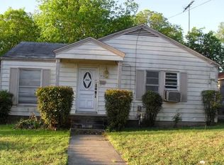 3422 Dawes Dr, Dallas, TX 75211