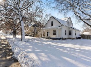 403 S Main St, Mount Pleasant, IA 52641