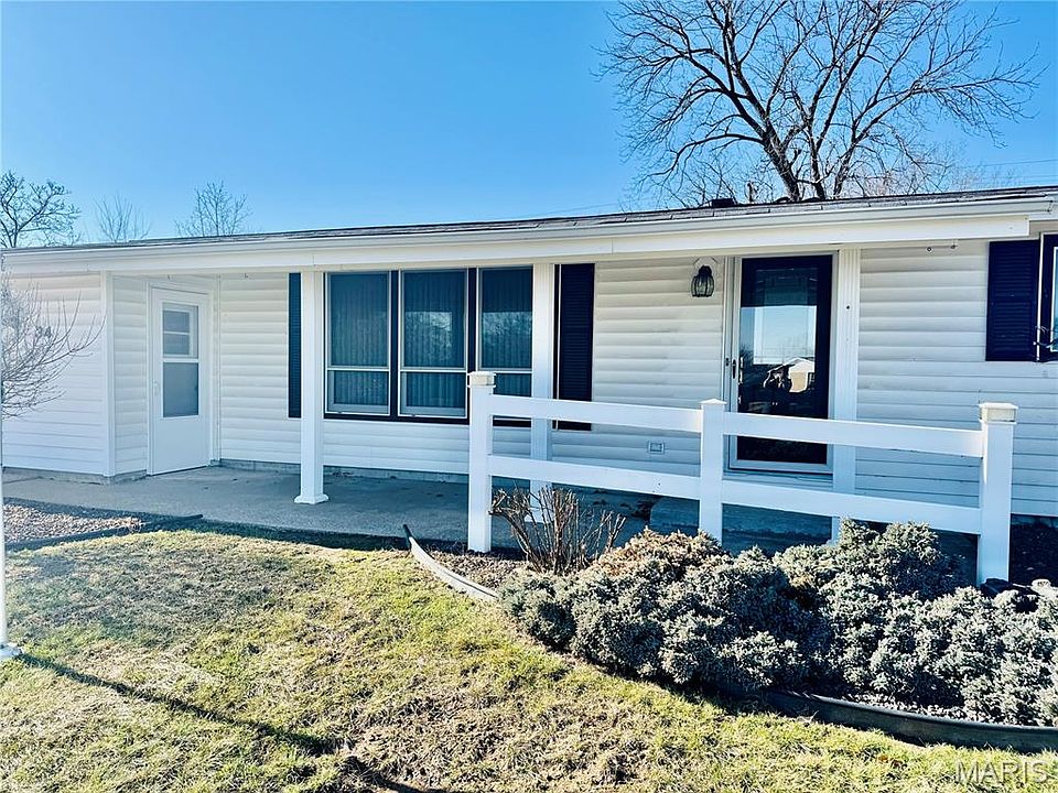 34 Hillcrest Dr, Hannibal, MO 63401 | Zillow