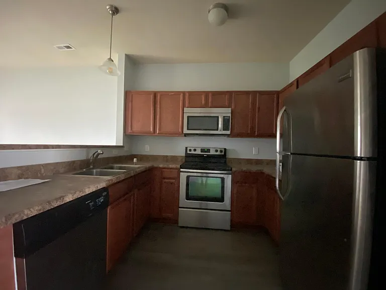 214 Glenhaven Ln — Photo 6