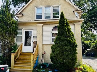 1005 N 5th Ave, Maywood, IL 60153