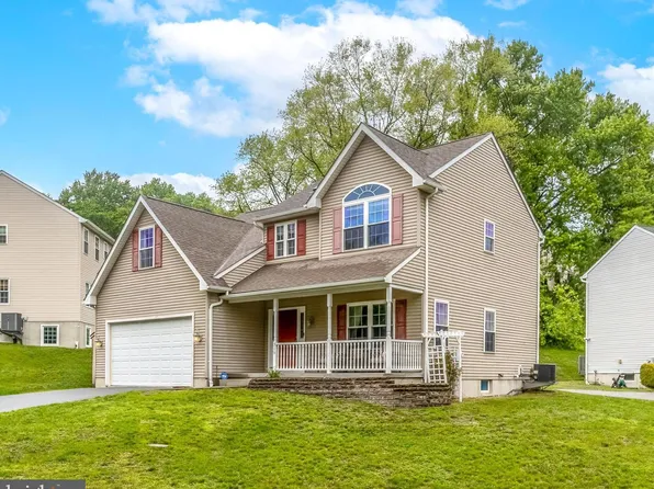 319 Adams Dr, Coatesville, PA 19320