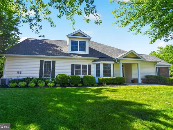 5134 Curran Creek Dr, Haymarket, VA 20169