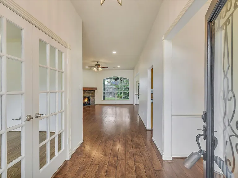 11802 Chateau Trl — Photo 5